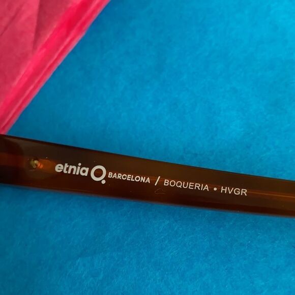 Etnia O Barcelona sunglasses. Tortoise shell. - Picture 5 of 7